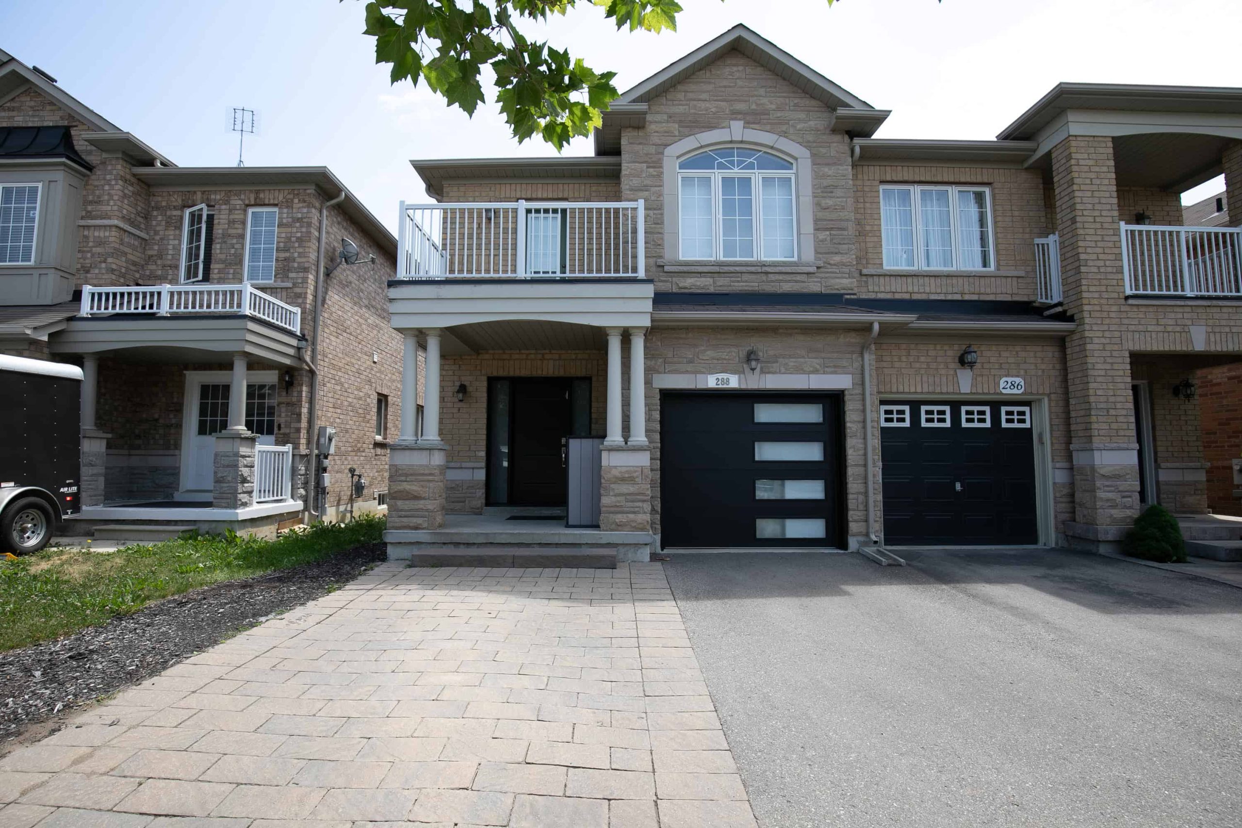 Modern style garage door