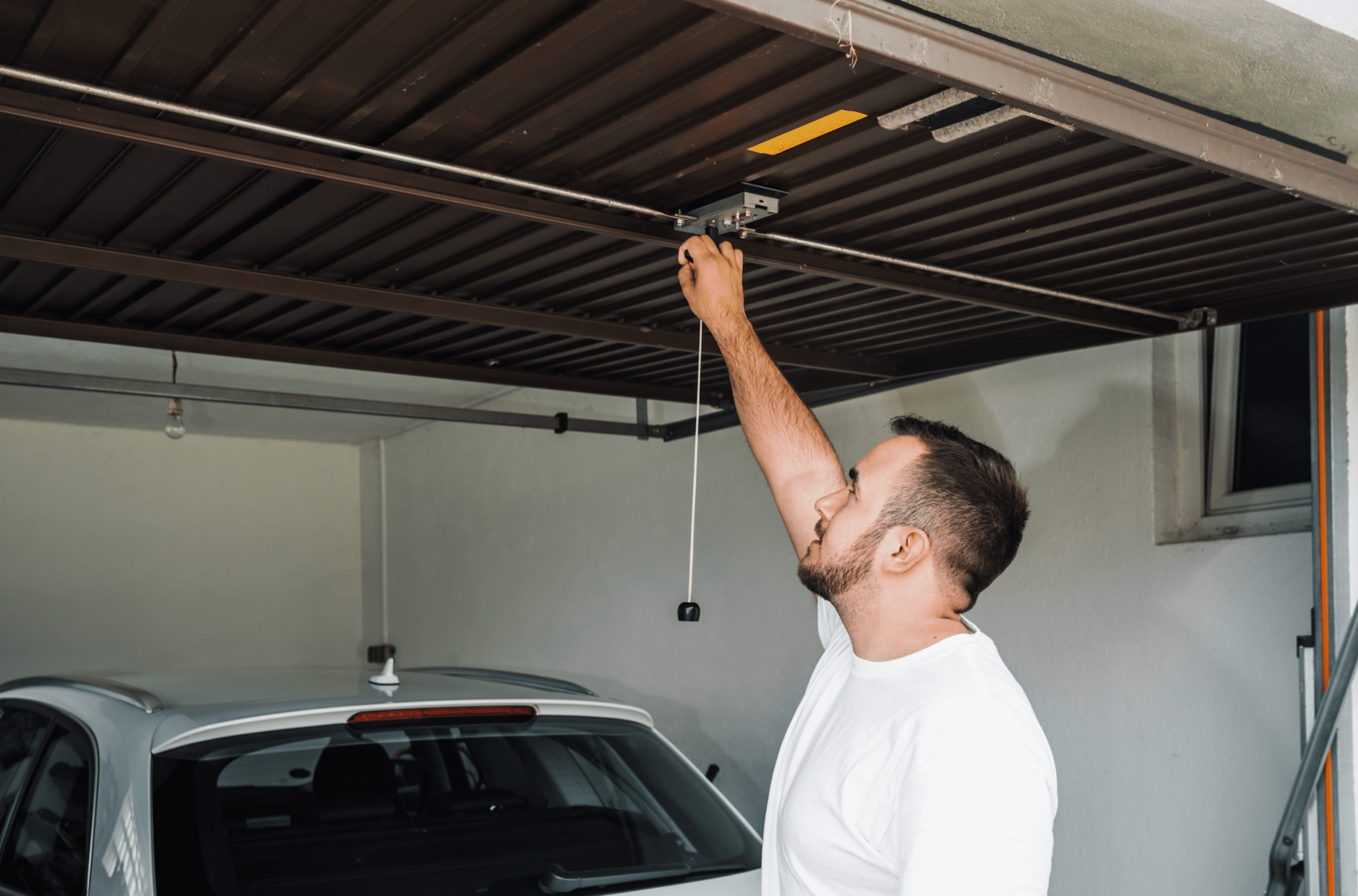 Manually open garage door